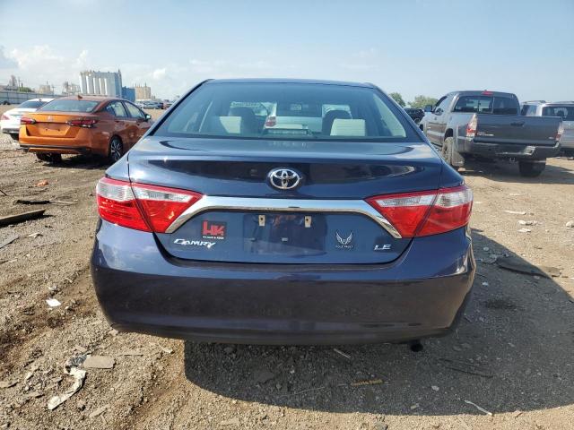 4T1BF1FK9HU808840 - 2017 TOYOTA CAMRY LE Bleu photo 6