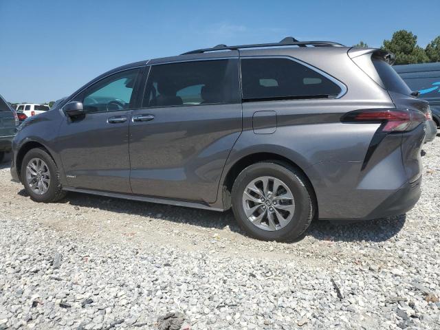 5TDYRKEC6MS040075 - 2021 TOYOTA SIENNA XLE CHARCOAL photo 2