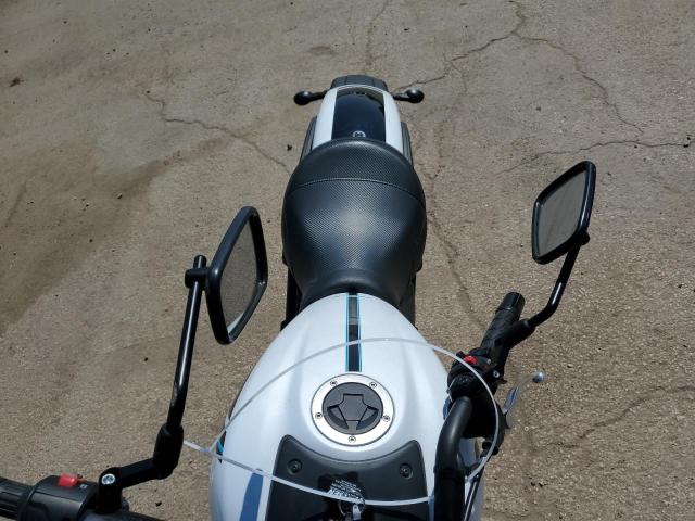 JKAENEC16MDA03814 - 2021 KAWASAKI EN650 C WHITE photo 5