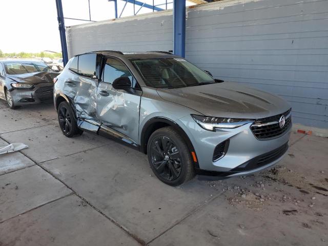 LRBFZPR41PD193095 - 2023 BUICK ENVISION ESSENCE ნაცრისფერი ფოტო 4