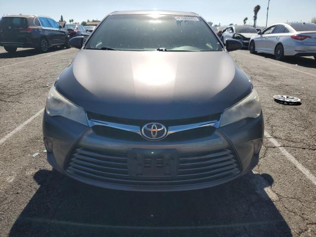 4T1BF1FKXHU712893 - 2017 TOYOTA CAMRY LE GRAY photo 5