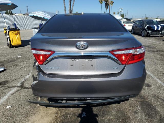 4T1BF1FKXHU712893 - 2017 TOYOTA CAMRY LE GRAY photo 6
