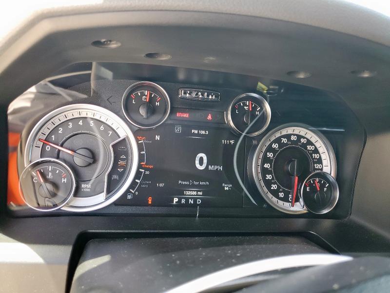 1C6RR7TT3KS637281 - 2019 RAM 1500 CLASS SLT თეთრი ფოტო 9