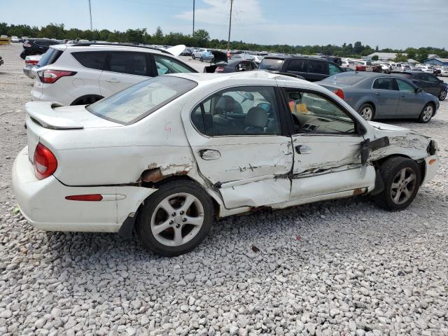 JN1CA31A51T310134 - 2001 NISSAN MAXIMA GXE WHITE photo 3