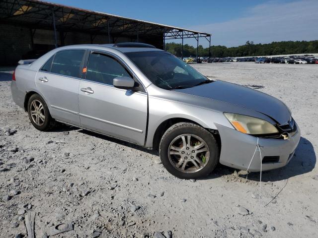 JHMCM56317C008082 - 2007 HONDA ACCORD SE SILVER photo 4