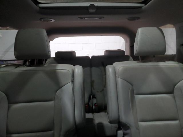 1GKKNULS6HZ300815 - 2017 GMC ACADIA SLT-1 WHITE photo 10