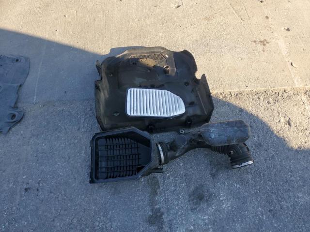 1C4BJWEG2FL511991 - 2015 JEEP WRANGLER U SAHARA RED photo 12