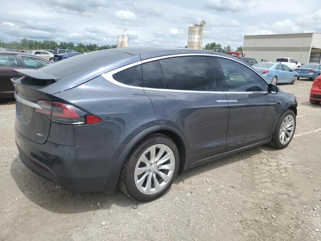 5YJXCBE20JF105071 - 2018 TESLA MODEL X GRAY photo 3