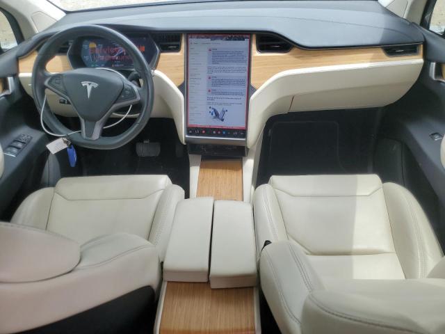 5YJXCBE20JF105071 - 2018 TESLA MODEL X GRAY photo 8