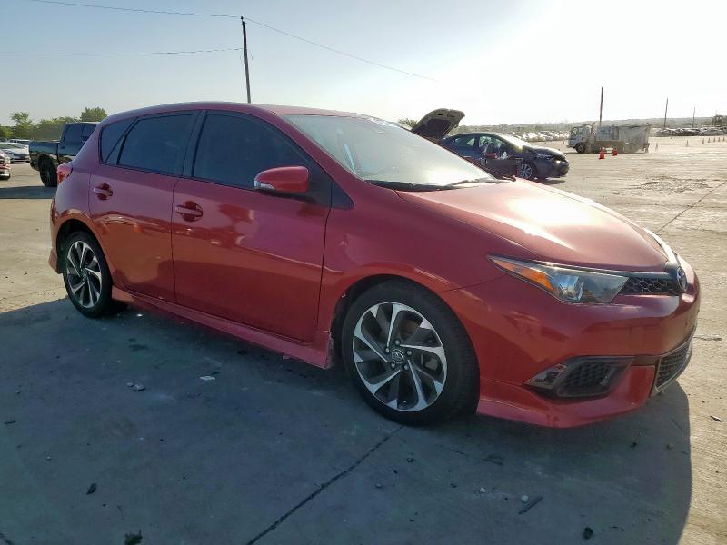JTNKARJE8JJ560750 - 2018 TOYOTA COROLLA IM RED photo 4