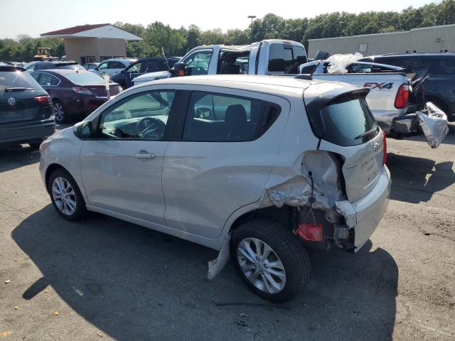 KL8CD6SAXLC445061 - 2020 CHEVROLET SPARK 1LT SILVER photo 2