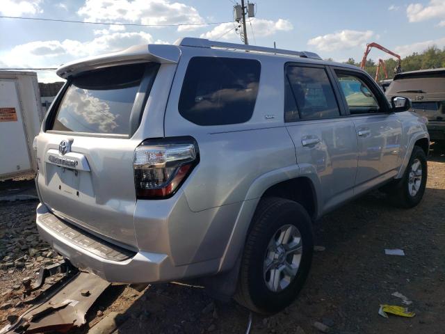 JTEBU5JR1G5400102 - 2016 TOYOTA 4RUNNER SR5/SR5 PREMIUM 银色 照片 3