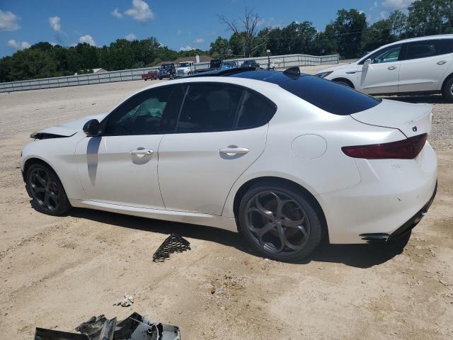 ZARFAECN3J7599728 - 2018 ALFA ROMEO GIULIA TI Білий фото 2