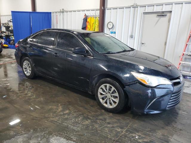 4T1BF1FK6FU926244 - 2015 TOYOTA CAMRY LE BLUE photo 4