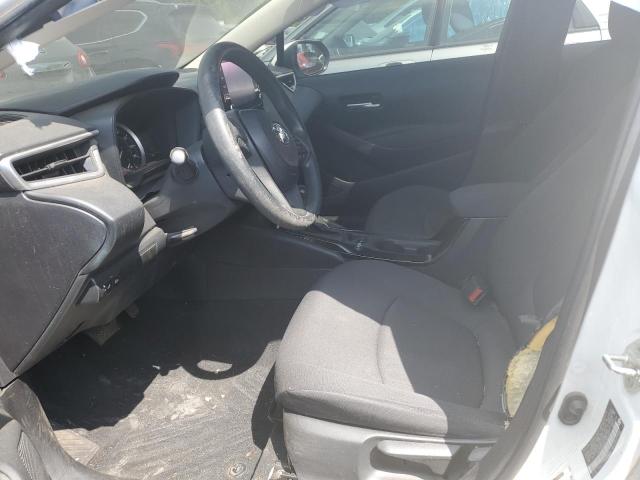 5YFHPRAE6LP047671 - 2020 TOYOTA COROLLA LE თეთრი ფოტო 7