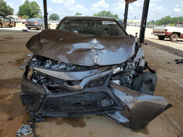 4T1G11AK2PU772452 - 2023 TOYOTA CAMRY SE NIGHT SHADE GRAY photo 5