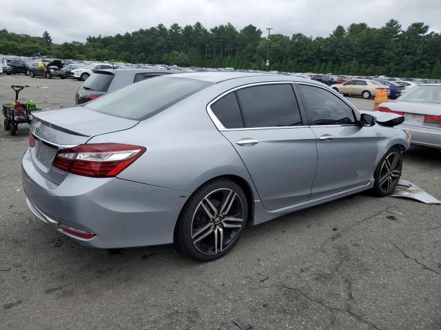 1HGCR2F55HA306717 - 2017 HONDA ACCORD SPORT SILVER photo 3