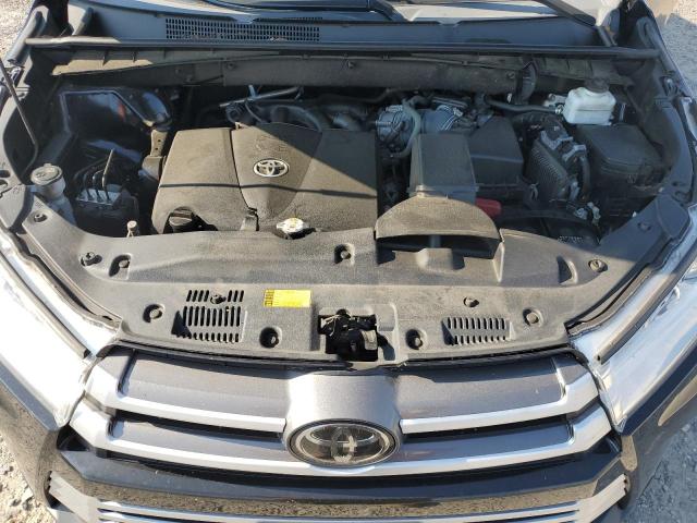 5TDKZRFH5KS560449 - 2019 TOYOTA HIGHLANDER SE BLACK photo 12