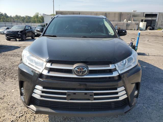 5TDKZRFH5KS560449 - 2019 TOYOTA HIGHLANDER SE BLACK photo 5