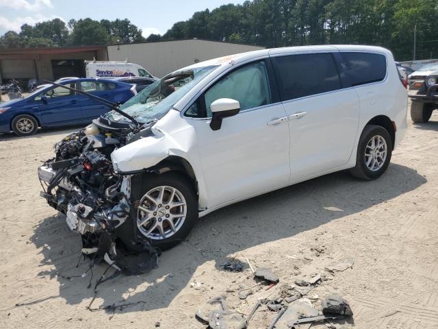 2022 CHRYSLER VOYAGER LX, 