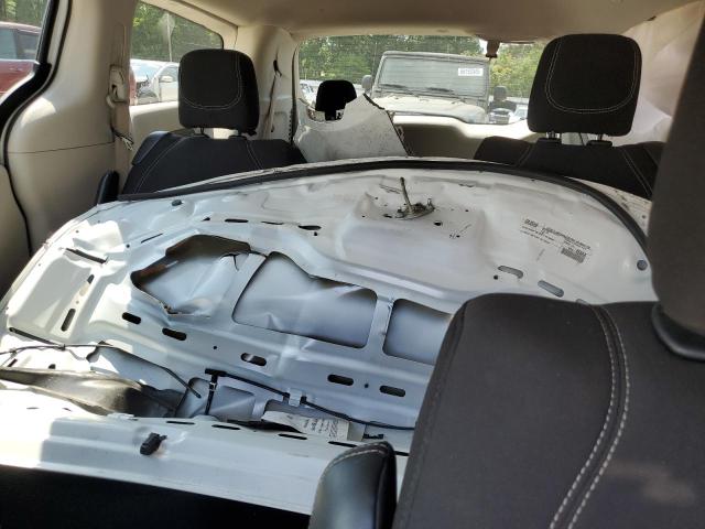 2C4RC1CG4NR211597 - 2022 CHRYSLER VOYAGER LX 白色 照片 10