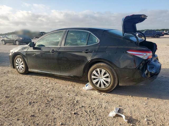4T1B11HK0JU556638 - 2018 TOYOTA CAMRY L BLACK photo 2