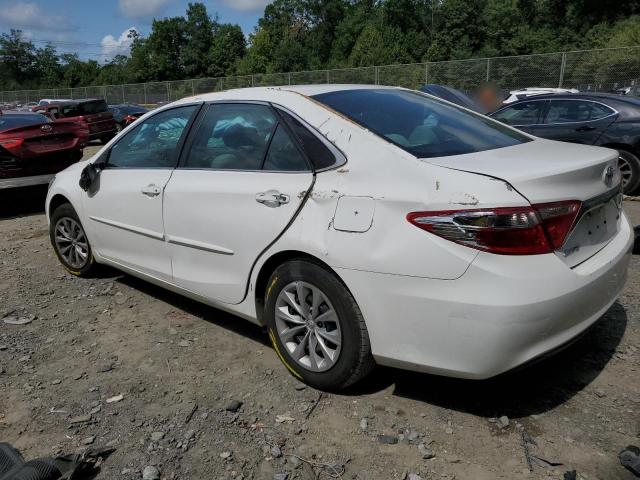 4T4BF1FK2FR506616 - 2015 TOYOTA CAMRY LE WHITE photo 2