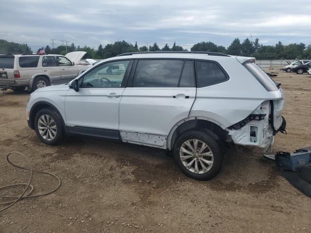 3VV1B7AX0JM069306 - 2018 VOLKSWAGEN TIGUAN S Gris foto 2