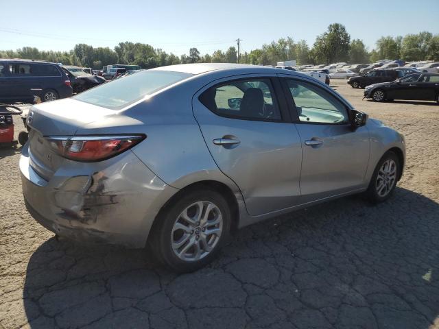 3MYDLBZVXGY102913 - 2016 TOYOTA SCION IA GRAY photo 3