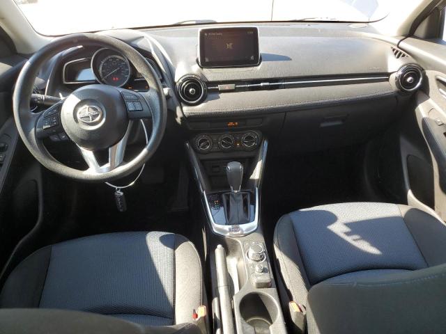 3MYDLBZVXGY102913 - 2016 TOYOTA SCION IA GRAY photo 8