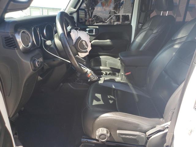 1C4HJXEM8MW657913 - 2021 JEEP WRANGLER U SAHARA Weiß Foto 7
