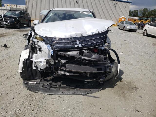 JA4J3TA82PZ060749 - 2023 MITSUBISHI OUTLANDER ES WHITE photo 5