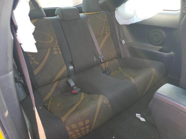 JTKJF5C74C3023818 - 2012 TOYOTA SCION TC ყვითელი ფოტო 10