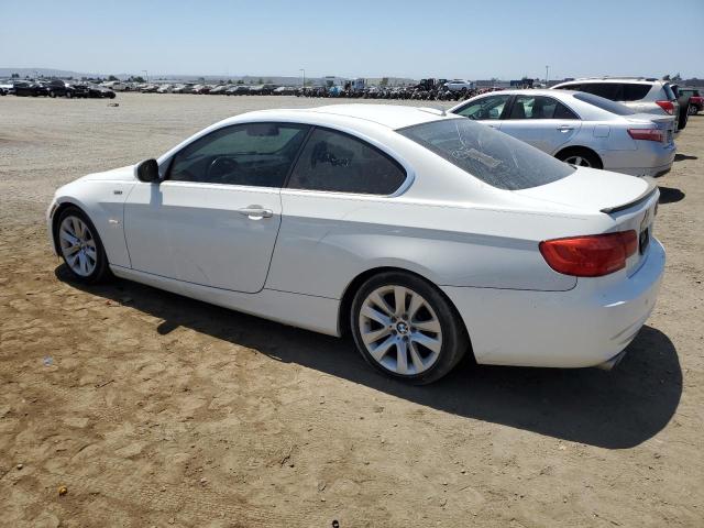WBAKE3C56CE769626 - 2012 BMW 328 I WHITE photo 2