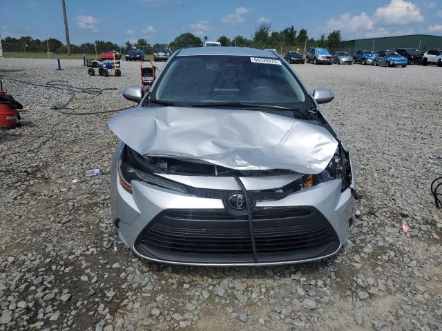 5YFB4MDE1PP069404 - 2023 TOYOTA COROLLA LE SILVER photo 5