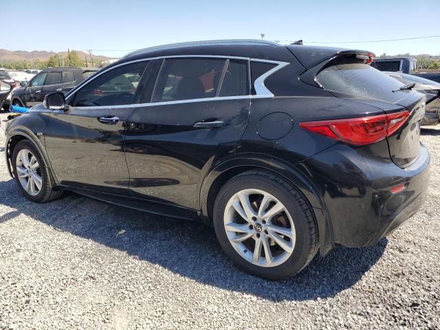 SJKCH5CP9HA025414 - 2017 INFINITI QX30 BASE 黑色 照片 2