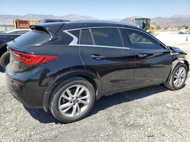 SJKCH5CP9HA025414 - 2017 INFINITI QX30 BASE 黑色 照片 3