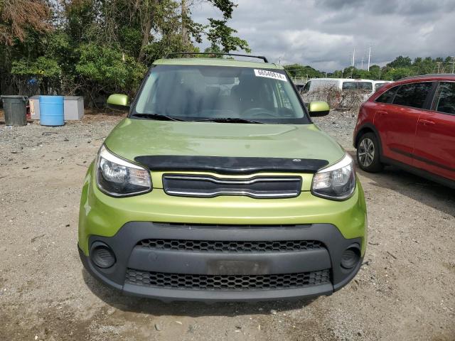 KNDJN2A29H7883620 - 2017 KIA SOUL GREEN photo 5