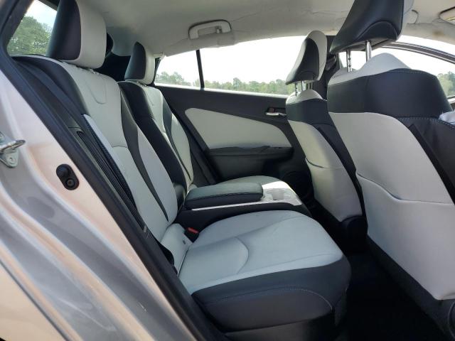 JTDKARFPXJ3079613 - 2018 TOYOTA PRIUS PRIM Gümüş fotoğraf 10