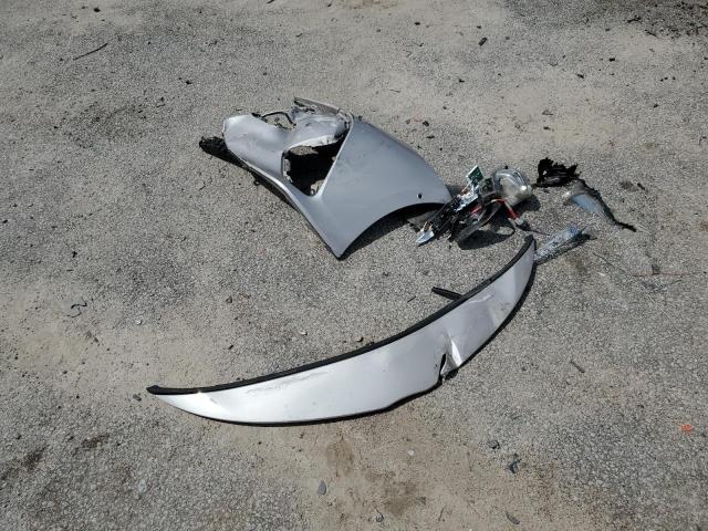 JTDKARFPXJ3079613 - 2018 TOYOTA PRIUS PRIM Gümüş fotoğraf 12