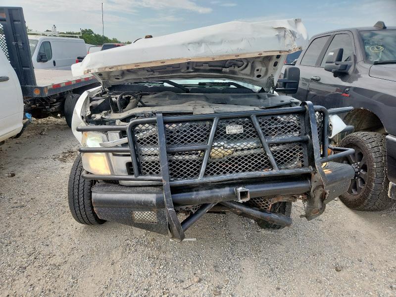 1GCJK33618F167881 - 2008 CHEVROLET SILVERADO K3500 თეთრი ფოტო 5