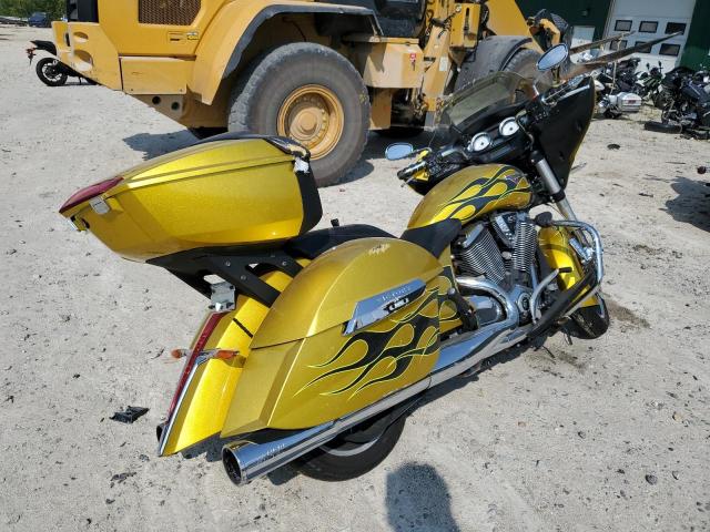 5VPDW36N3E3034218 - 2014 VICTORY MOTORCYCLES CROSS COUN GOLD photo 4