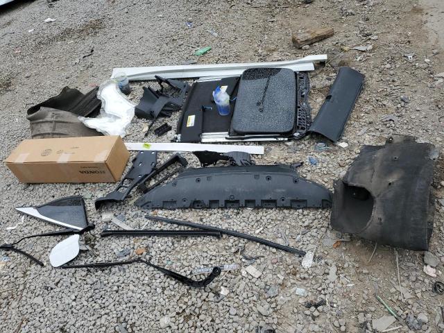 1HGCV2F37JA024529 - 2018 HONDA ACCORD SPORT თეთრი ფოტო 12