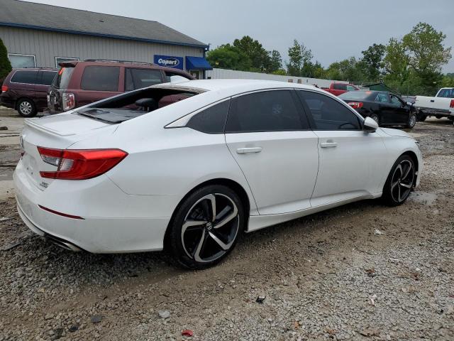 1HGCV2F37JA024529 - 2018 HONDA ACCORD SPORT თეთრი ფოტო 3