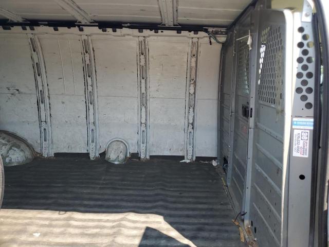 1GCZGUCG9E1124708 - 2014 CHEVROLET EXPRESS G3 Weiß Foto 11