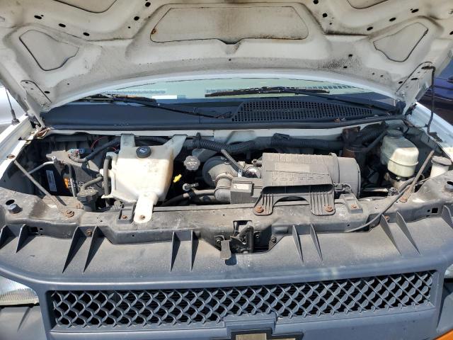 1GCZGUCG9E1124708 - 2014 CHEVROLET EXPRESS G3 Weiß Foto 12