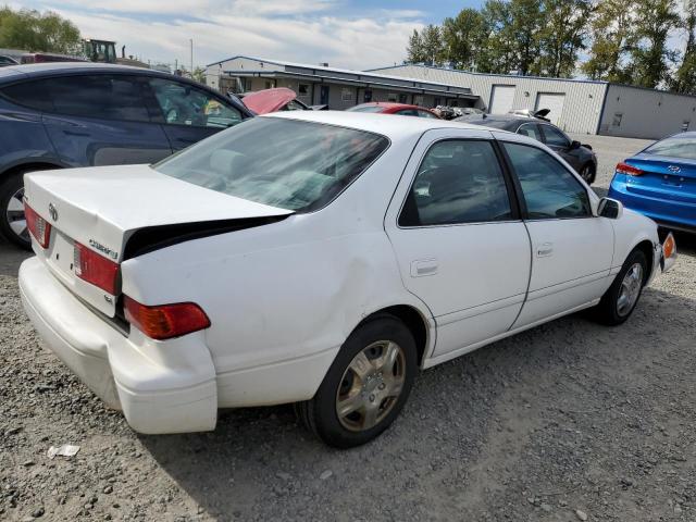 JT2BF22KXY0245037 - 2000 TOYOTA CAMRY CE WHITE photo 3