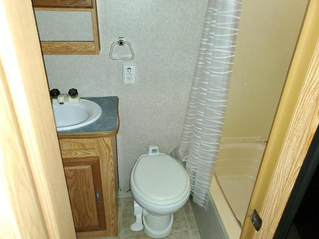 5KDBE23266L003131 - 2006 EXPL CAMPER TLR Weiß Foto 6