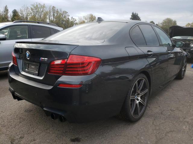 WBSFV9C5XGG343190 - 2016 BMW M5 GRAY photo 4