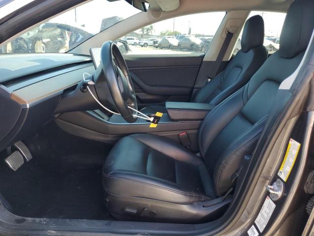 5YJ3E1EB5JF185311 - 2018 TESLA MODEL 3 رمادي صورة 7